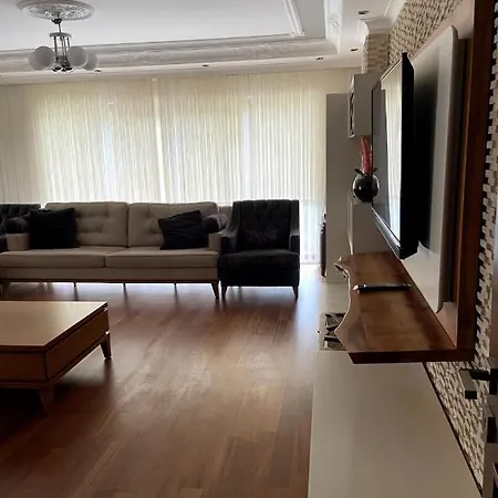 Nadide Sokak D:5 1+1 Istanbul
