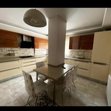 Apartment Nadide Sokak D:5 1+1